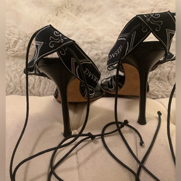 š„š„VERSACE Sandals Size 9 (Europe 40) - Picture 11 of 15